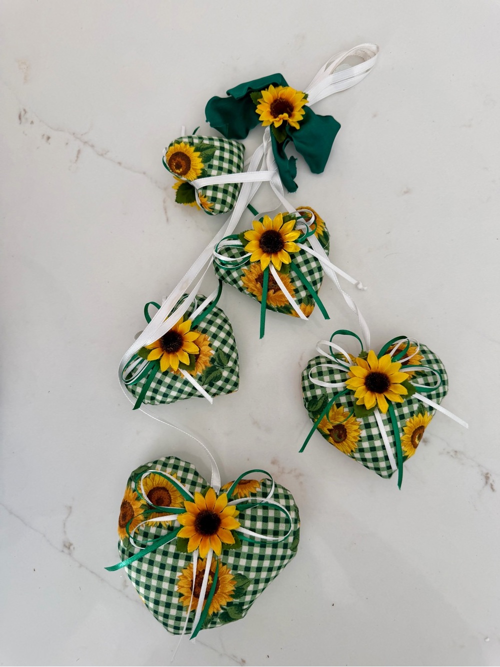 Vintage Handmade Sunflower Hearts Green Gingham Wall Decor
